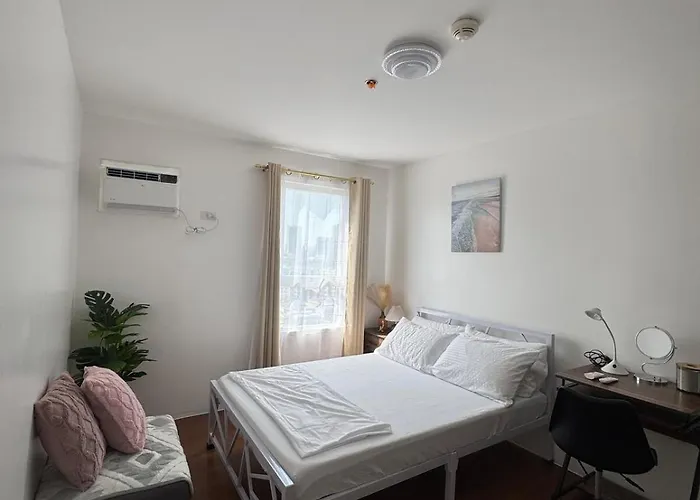 Apartamento Shane's Spot Pool Netflix And Wi-fi Near Cbd Manila